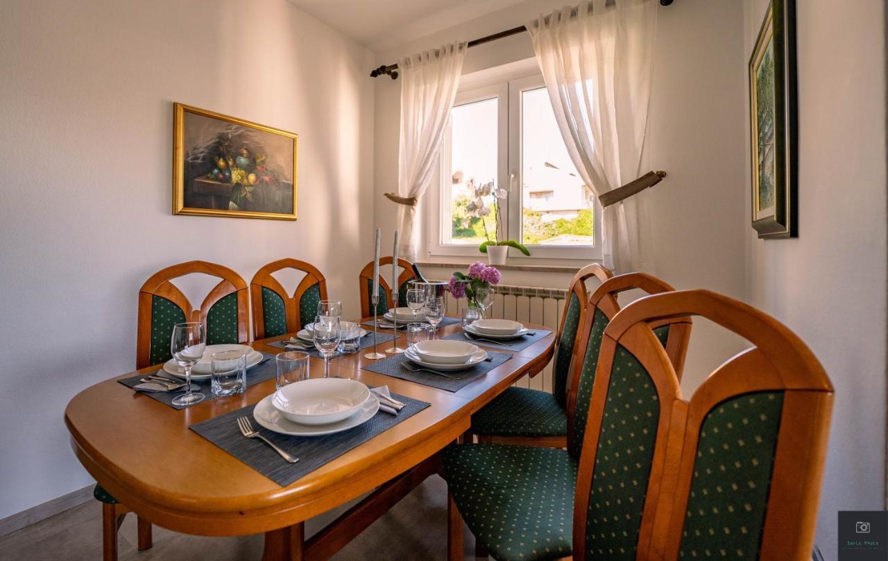 Apartman Nino Pula Exterior photo
